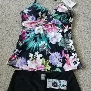 Hapari Tankini w/ Black boy shorts